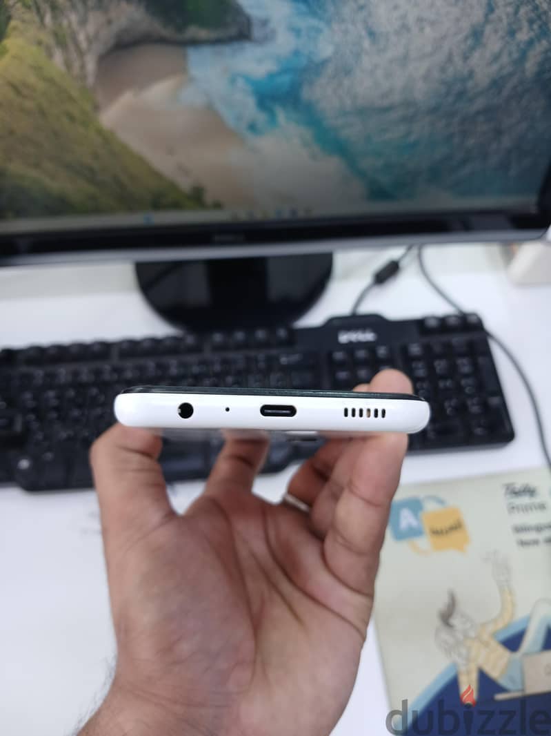 Galaxy A13 4/128gb very good condition 2