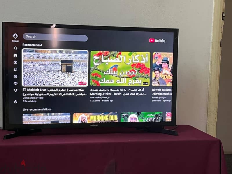 Branded Samsung smart tv 32" is available. 1
