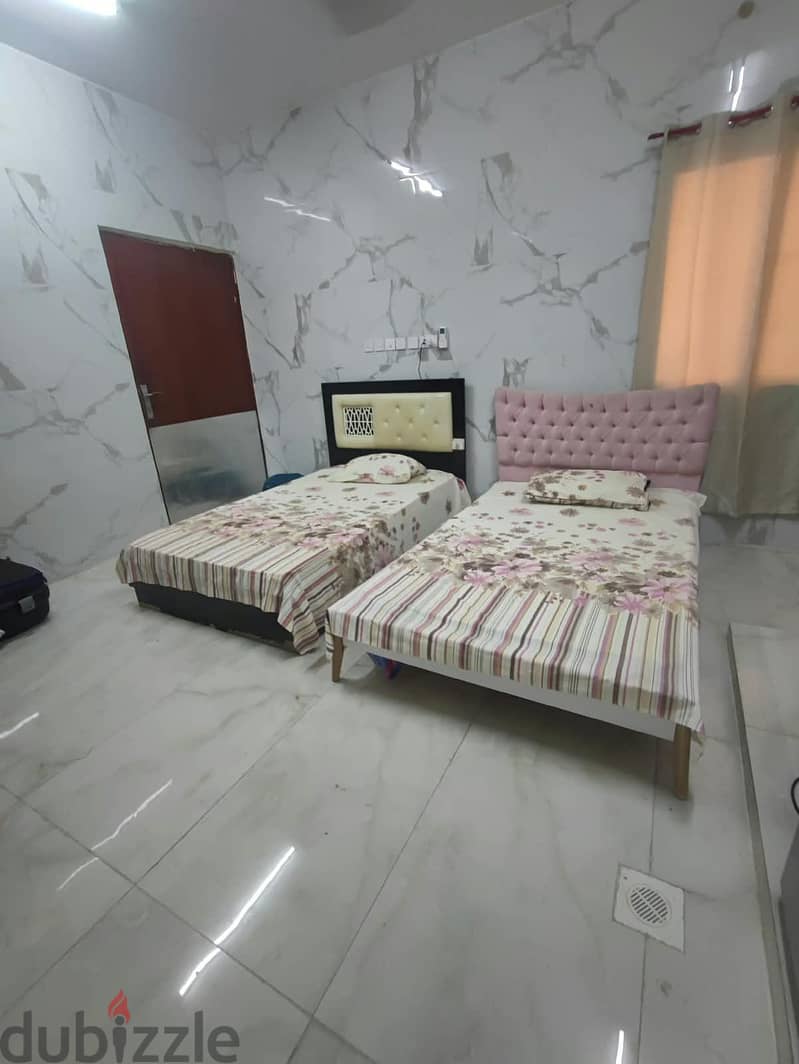 studio for rent in alkhwier 10