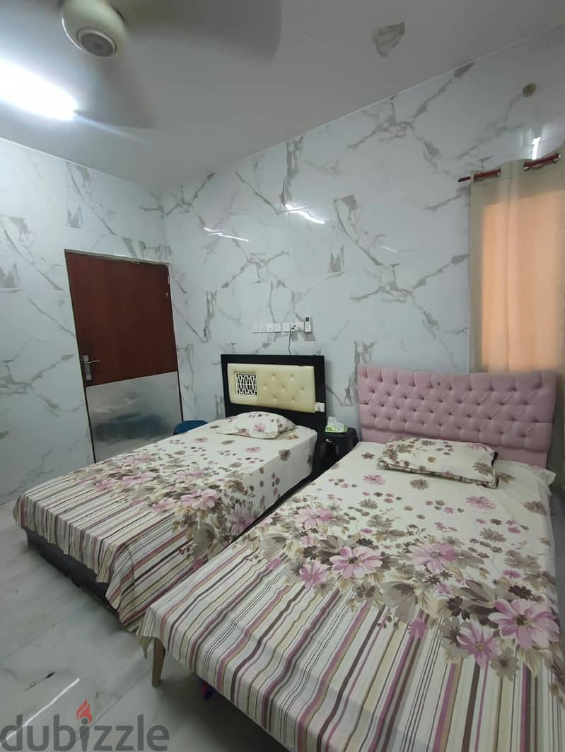 studio for rent in alkhwier 12