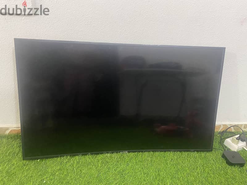Samsung 49” Curved 4K Smart TV 4