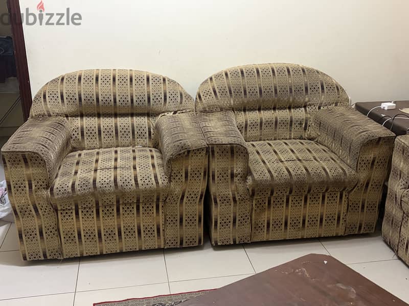3+1+1 sofa 1
