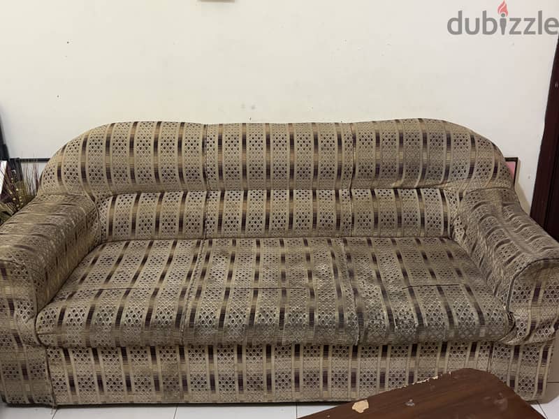 3+1+1 sofa 2