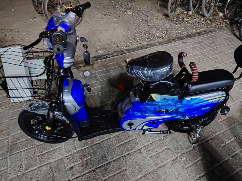electric scooter size 20 my WhatsApp 97658846 2