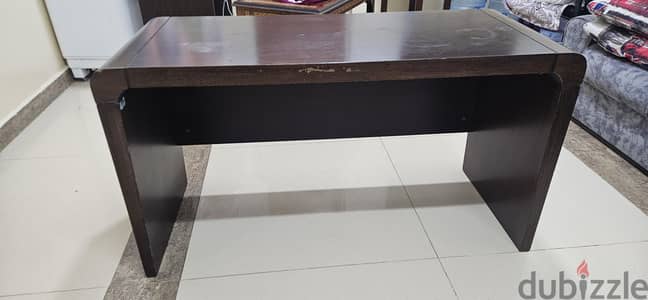 Big table good condition