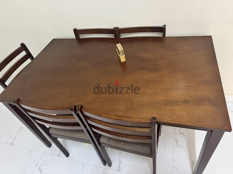 5-Seater Dining Table – Used for 35RO, Good Condition 1