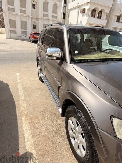 Mitsubishi Pajero 2012