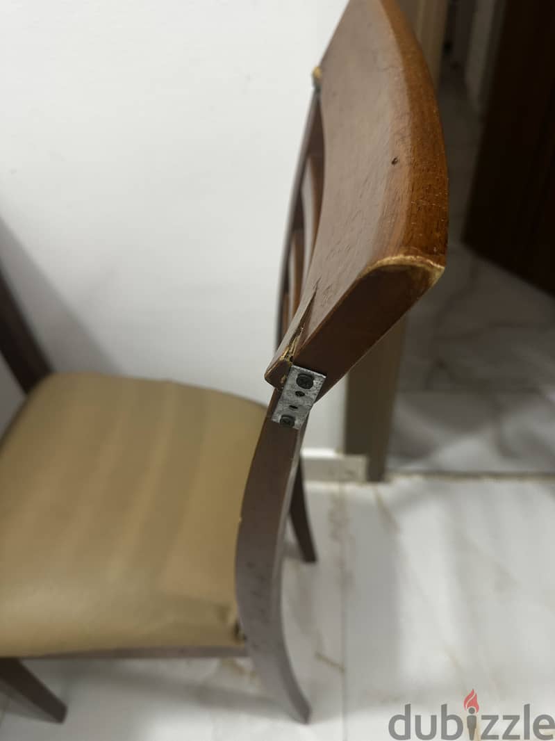 Dining table 3