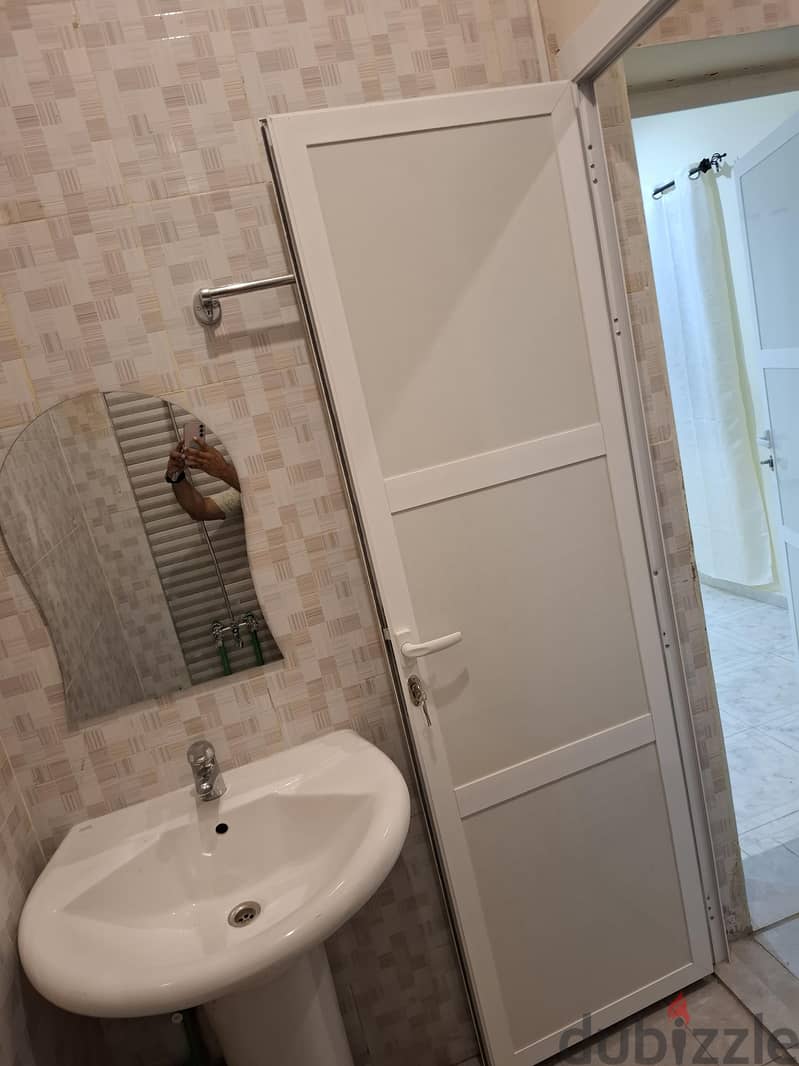 Room For Rent 3