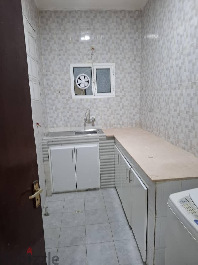 Room For Rent 12