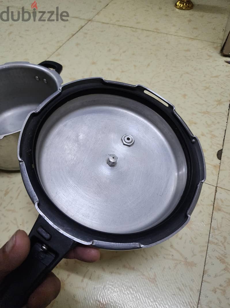 5 liter pressure cooker good condition 4