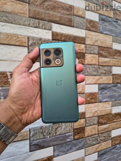 One Plus 10 Pro