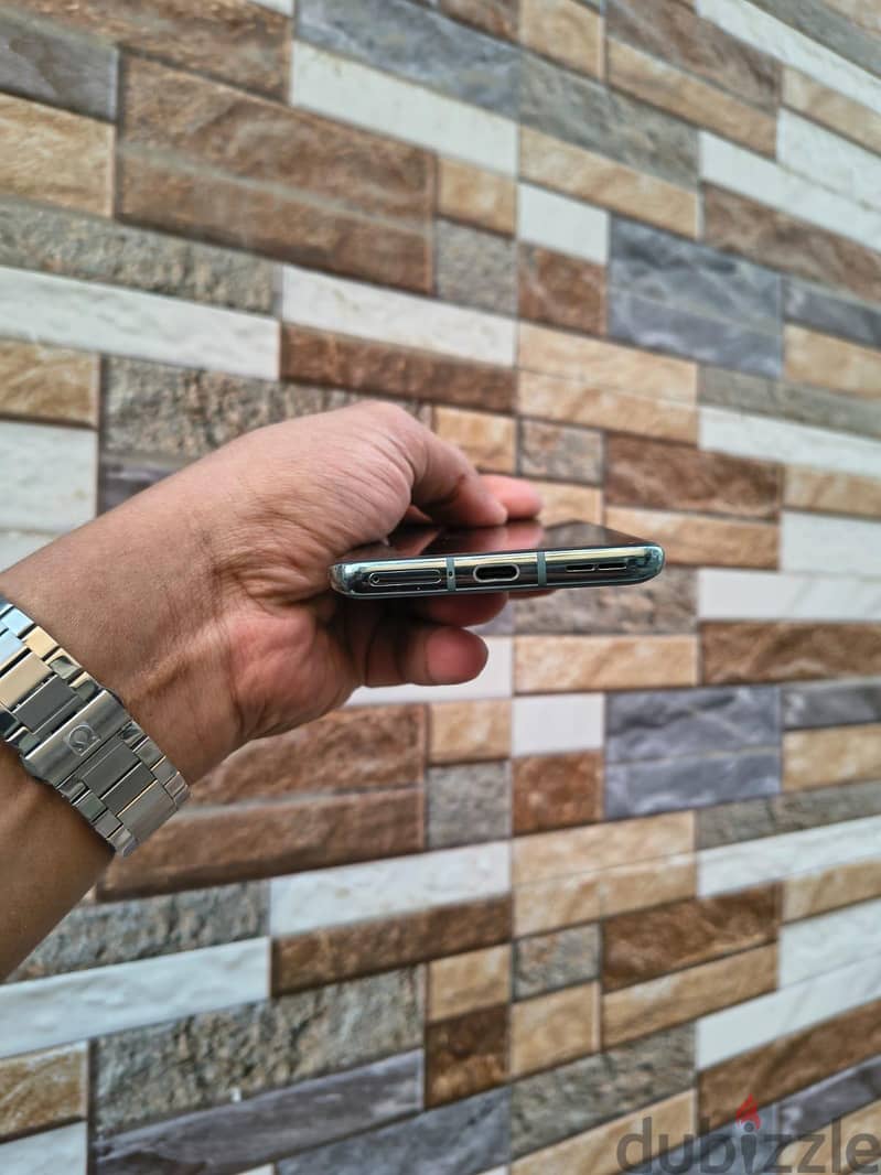 One Plus 10 Pro 5
