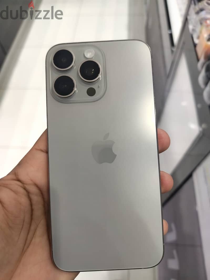 Apple - iPhone 15 Pro Max 2