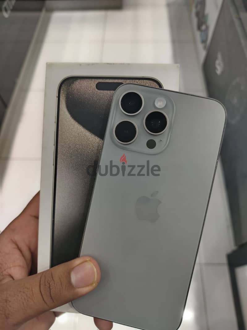 Apple - iPhone 15 Pro Max 3