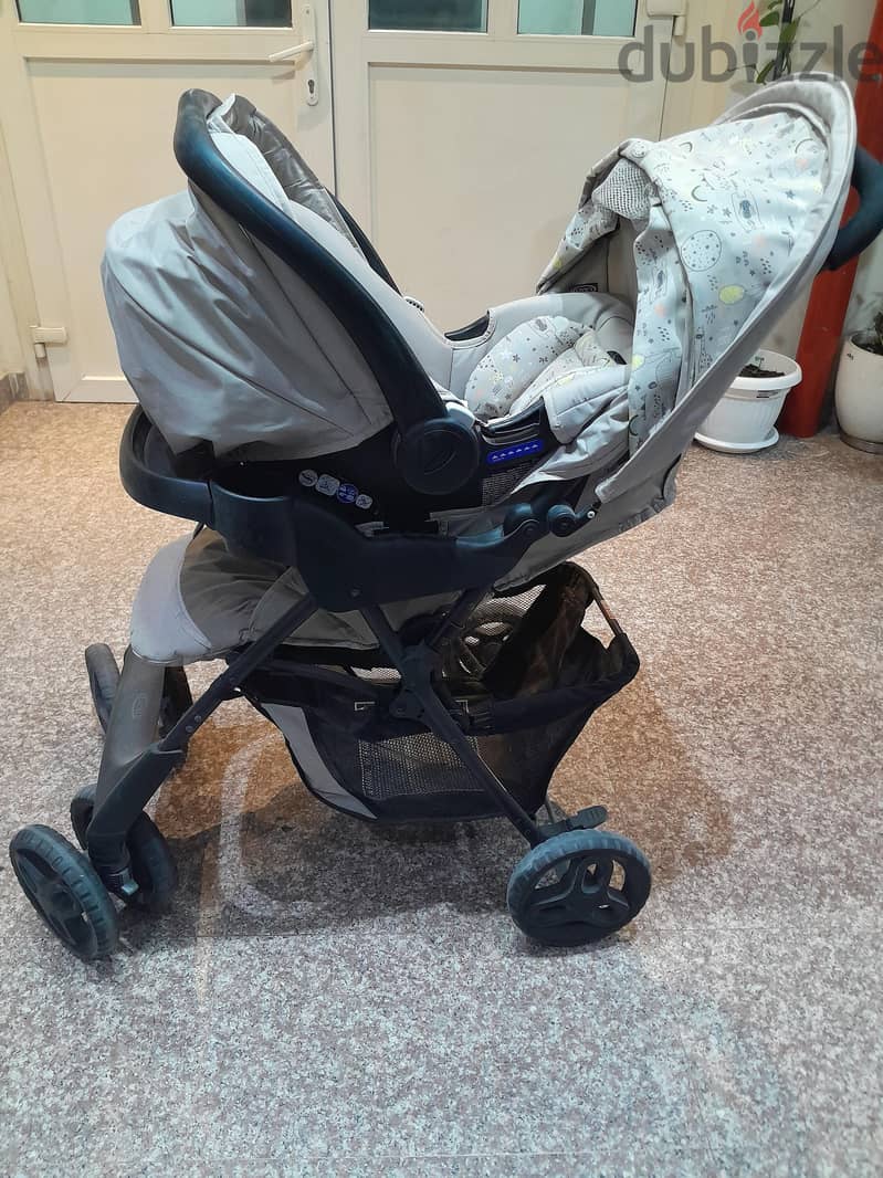 Stroller in very good condition 2