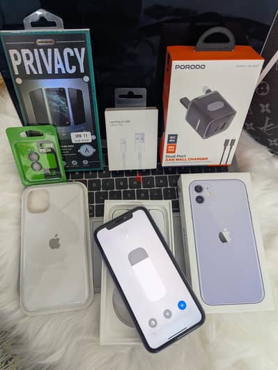 Apple - iPhone 11
