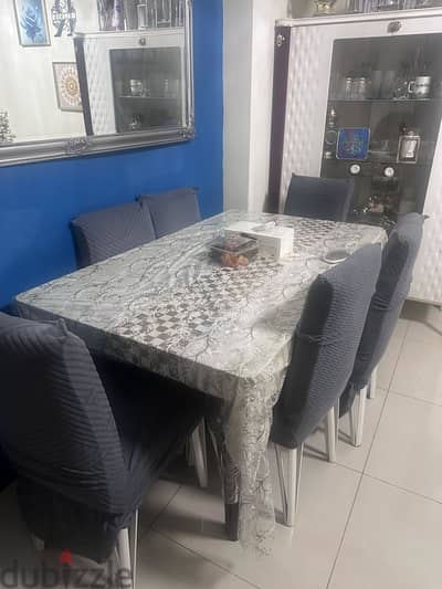 Dinning table with 6 chair