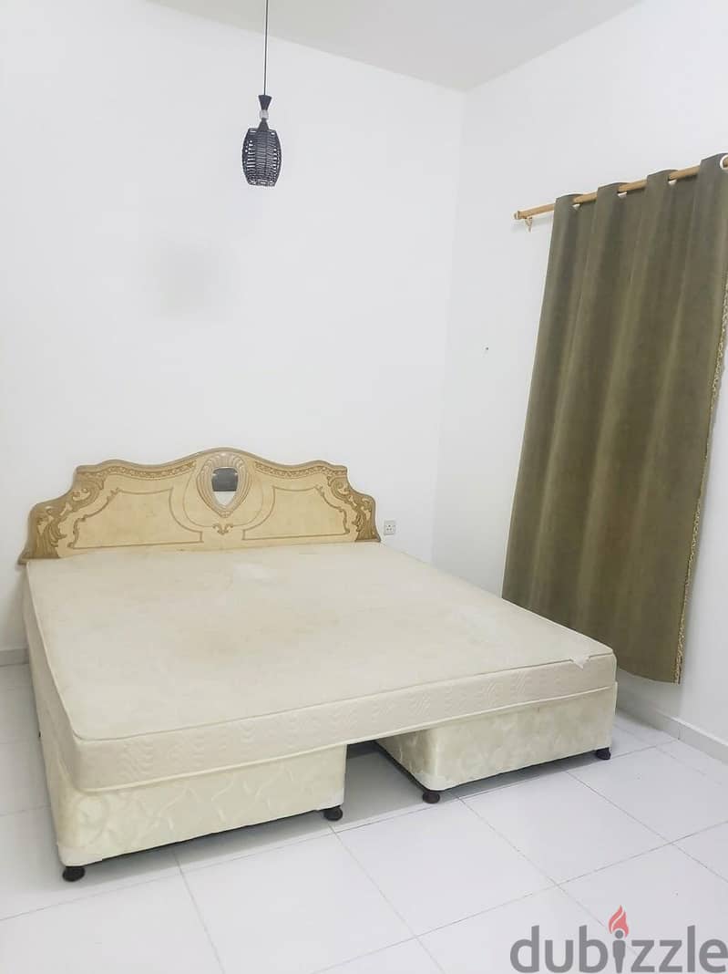 1 BHK Hall 1bedroom kitchen and 1bathroo including wi-fi m 2