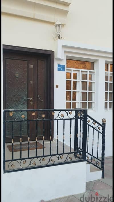 villa for rent in alkhoudh village
