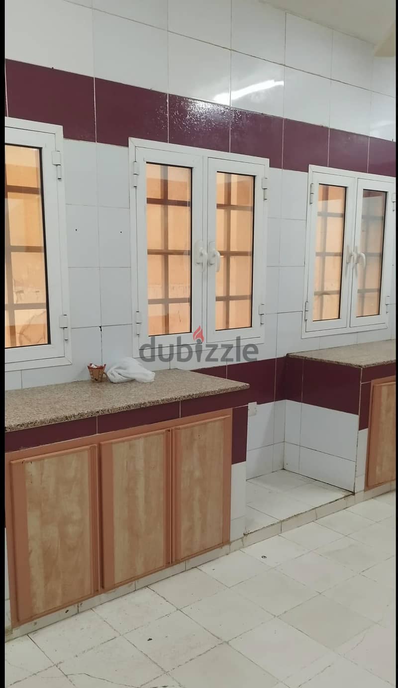 villa for rent in alkhoudh village 1