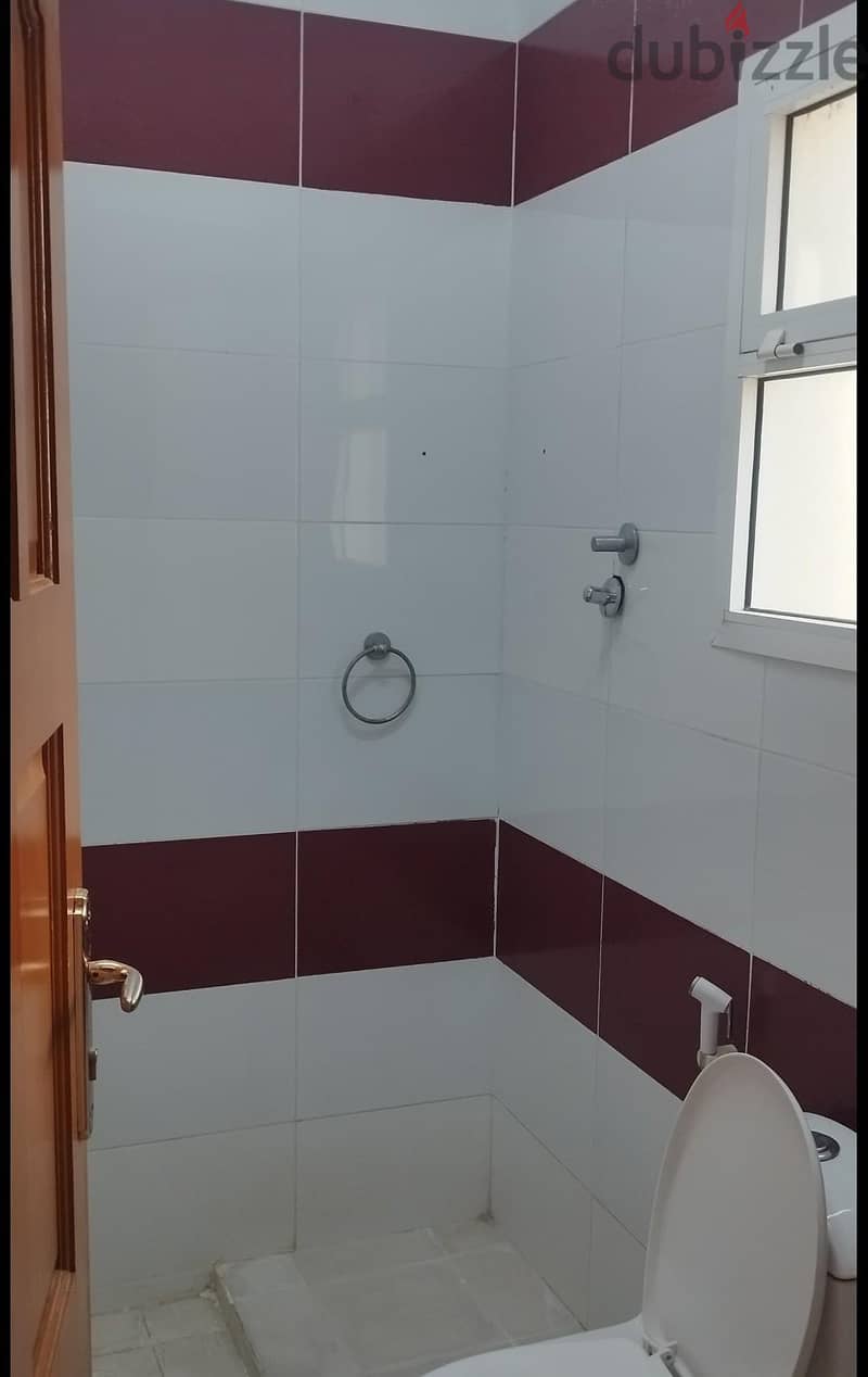 villa for rent in alkhoudh village 3
