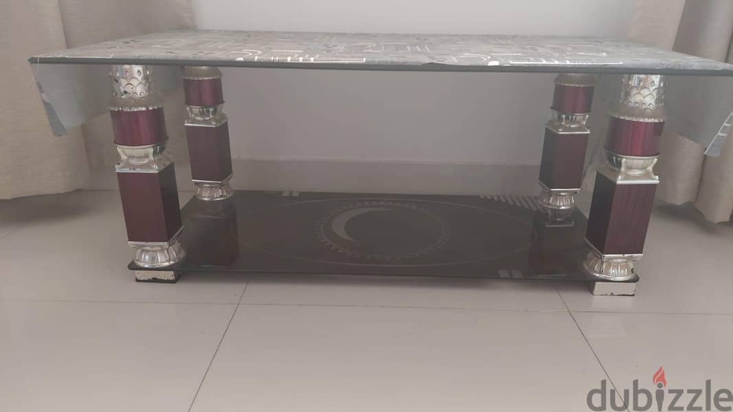 glass table and carpet 2