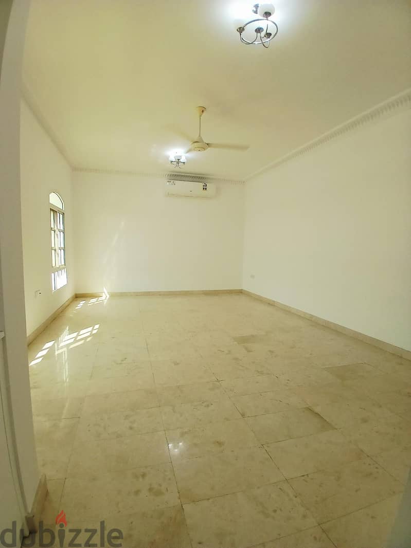 Azaiba villa for rent (4+1) 11