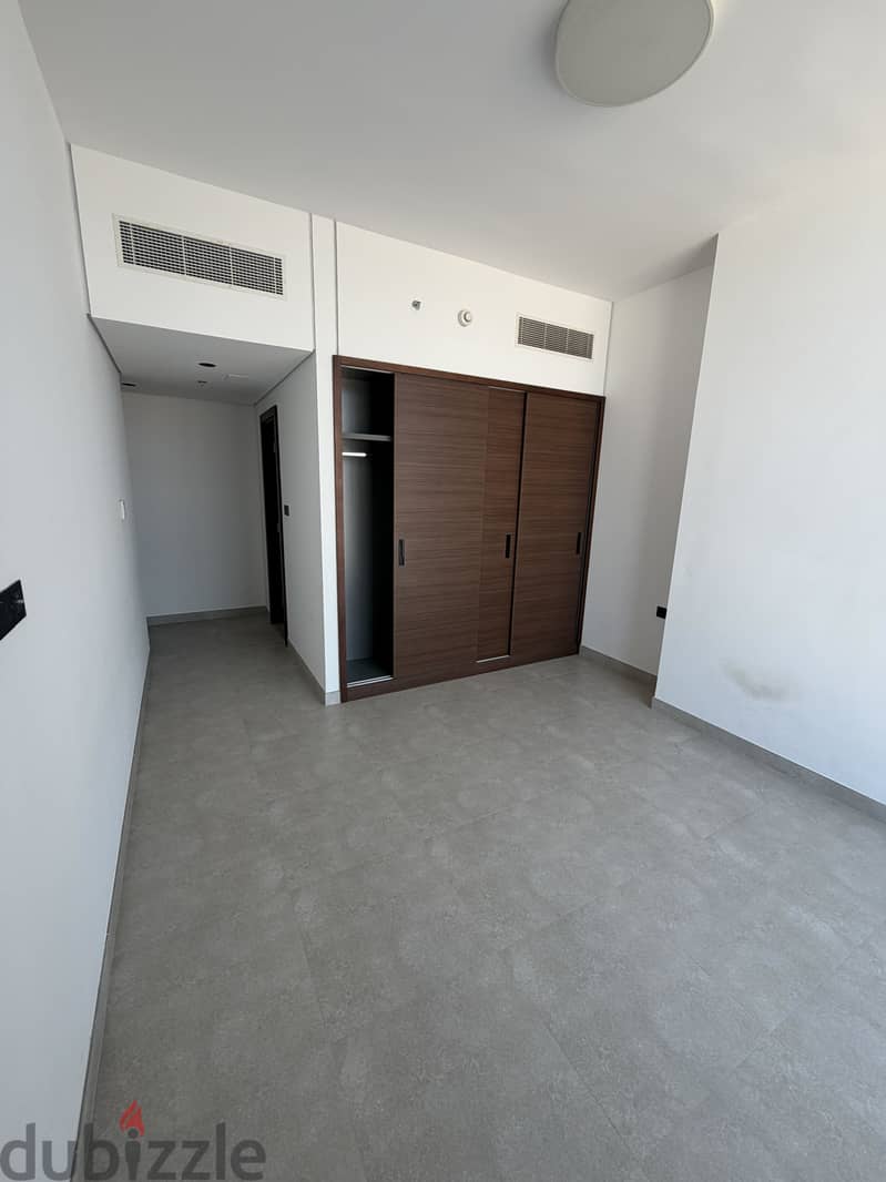 Luxury 2 Bedroom Semi-Furnished Apartment for Rent Muscat Hills 5