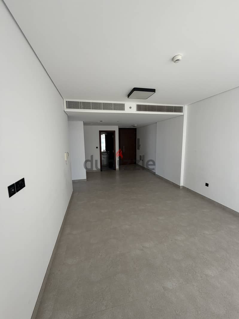 Luxury 2 Bedroom Semi-Furnished Apartment for Rent Muscat Hills 7
