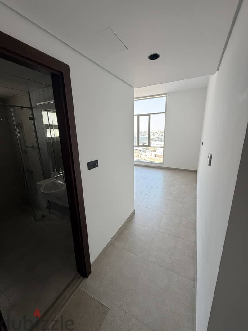 Luxury 2 Bedroom Semi-Furnished Apartment for Rent Muscat Hills 9