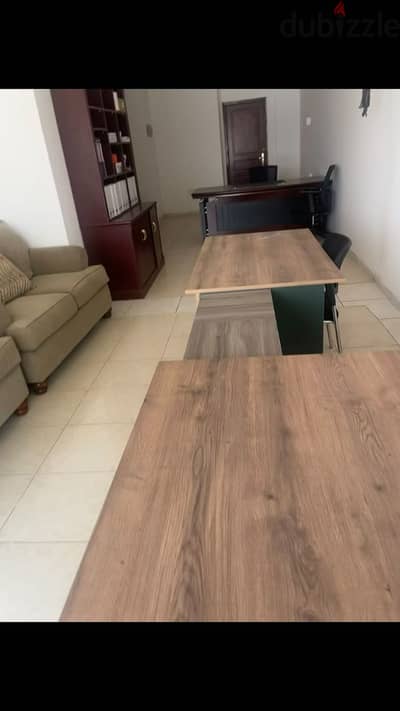 عاجل اثاث مكتب للبيع Office Furniture for Sale