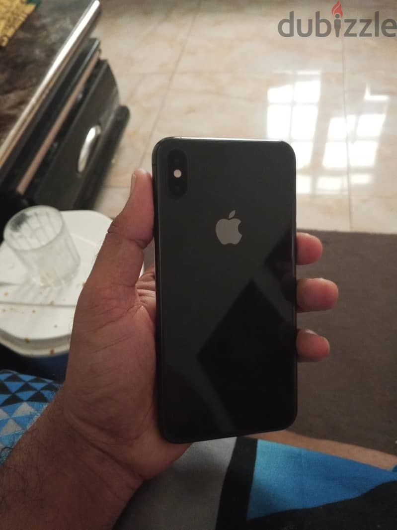Apple - iPhone XS Max 1