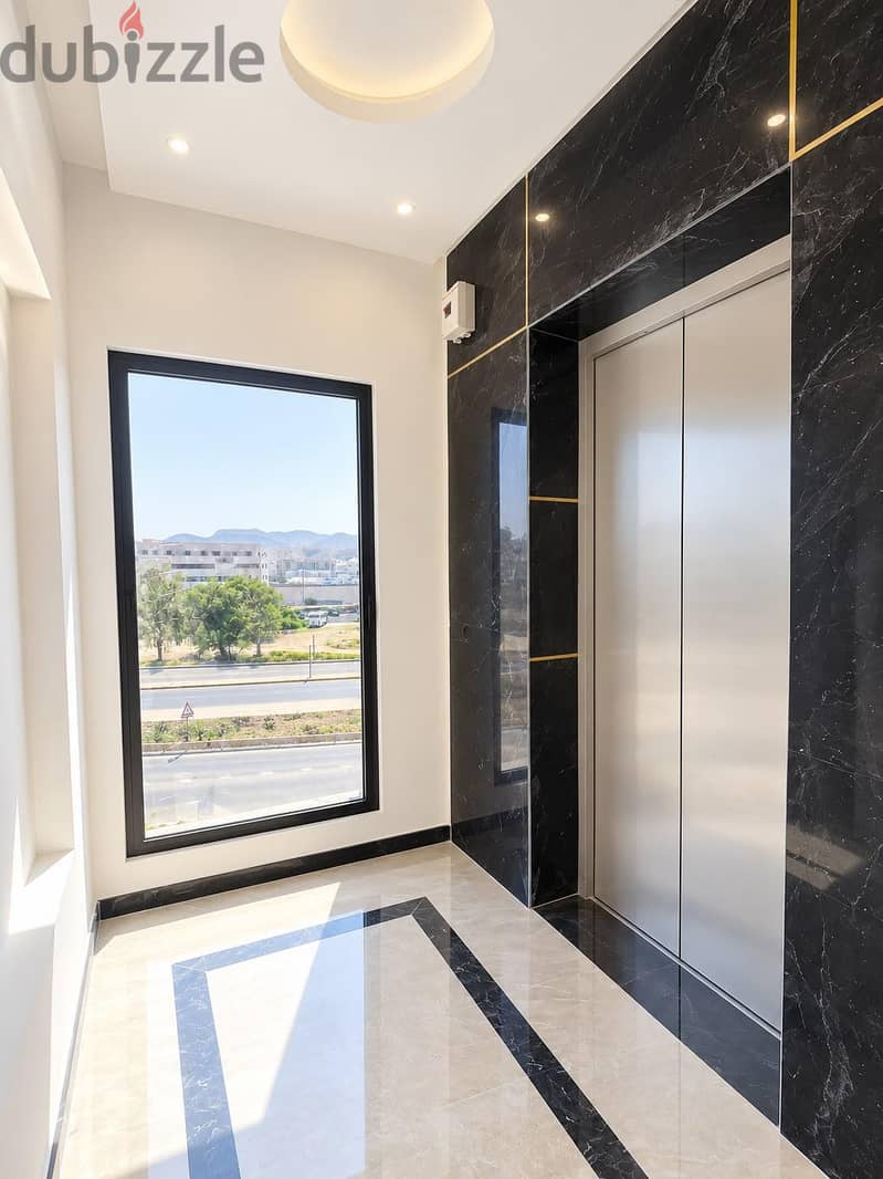 Fully Refurbished Office Space for Rent in Qurum 1