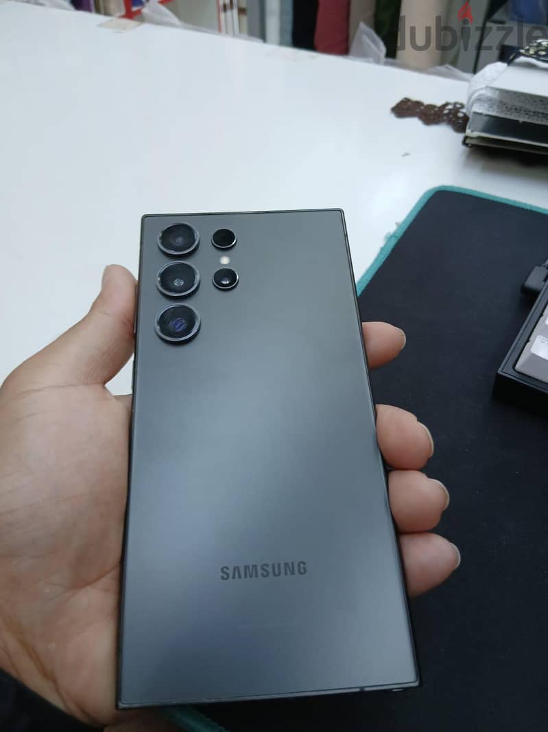 Samsung S24 Ultra. 12/512 gb 1