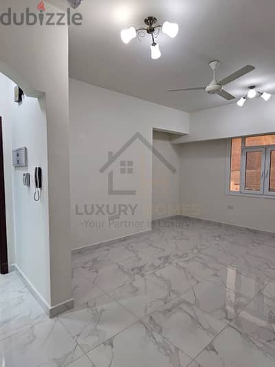 1 Bedroom Apartment in Bousher - شقة من غرفة نوم واحدة للإيجار في بوشر