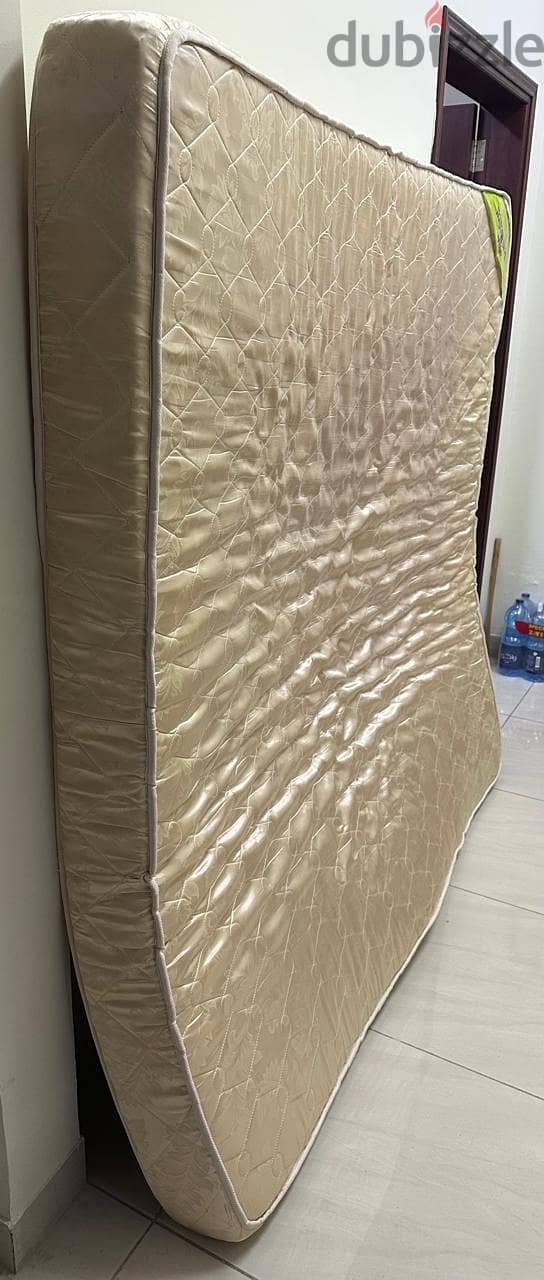 Used semi-medical Muscat mattress size 180cm × 200cm good condition. 1