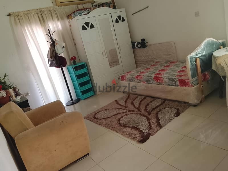 ROOM FOR RENT 110 1