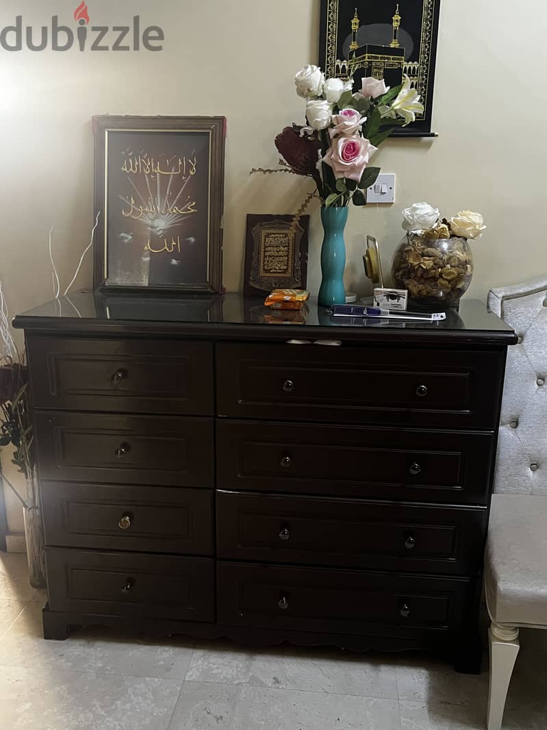 Brown cabinet 1