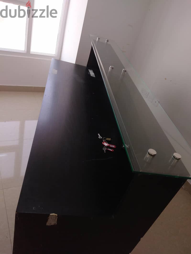 Recitation table / desk for sale 1