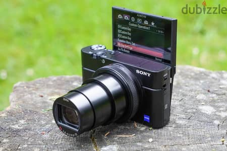 Sony RX100 VII Shooting Grip Kit – Excellent Condition