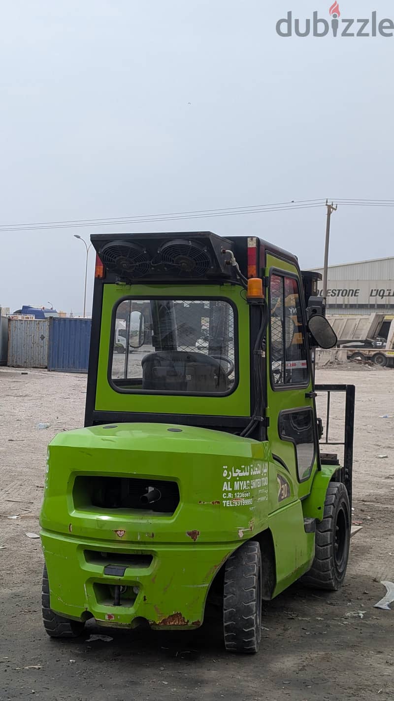 FORKLIFT FOR RENT AVAILABLE (3,5,7,10) TON 2