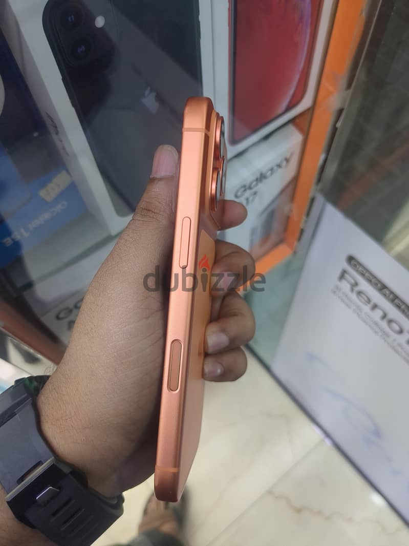 Apple - iPhone 17 Pro 2