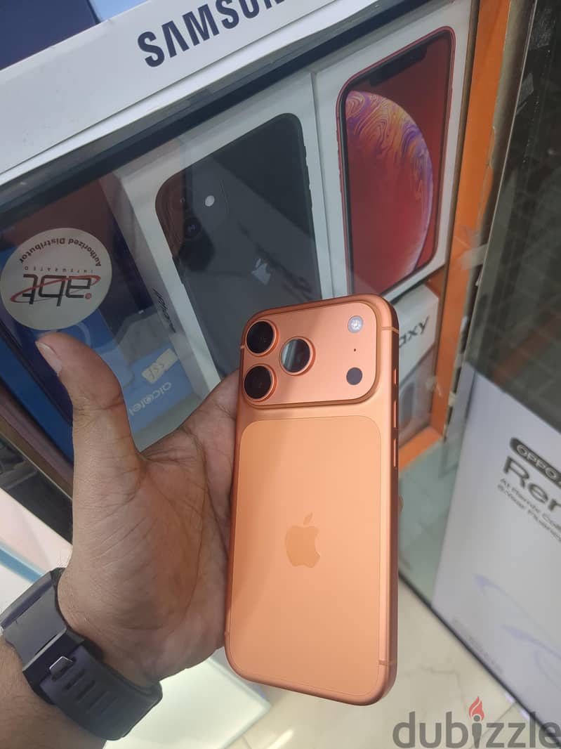Apple - iPhone 17 Pro 4