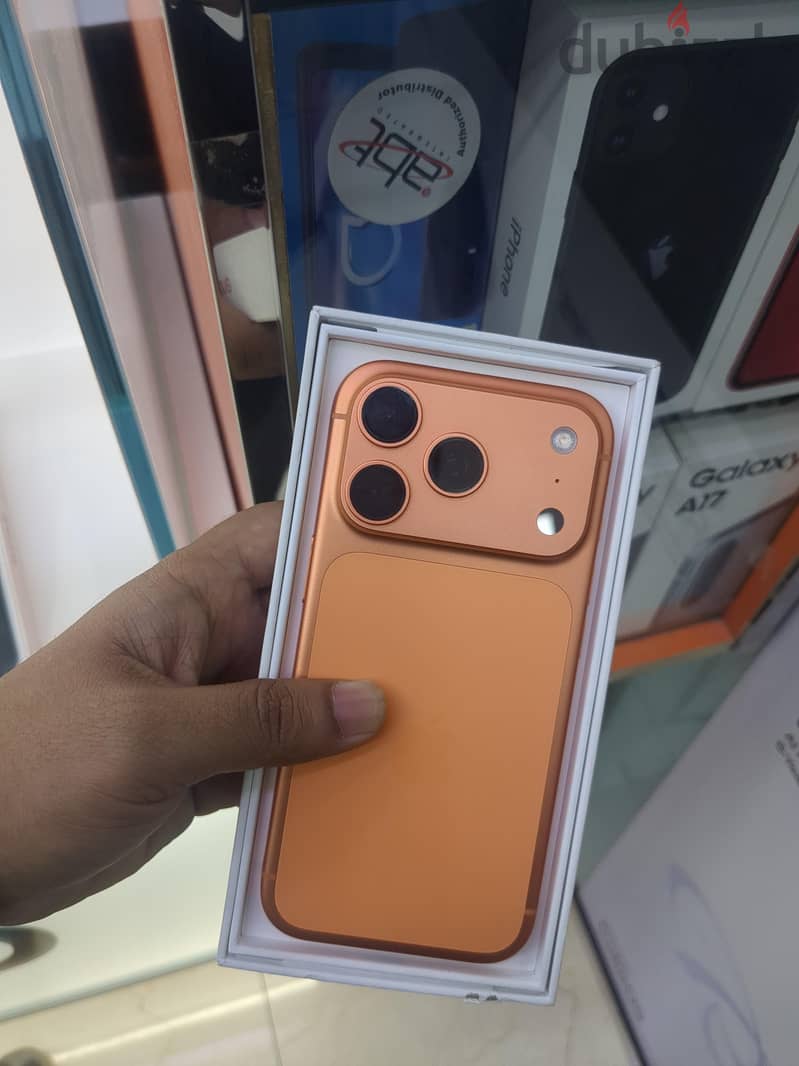 Apple - iPhone 17 Pro 6