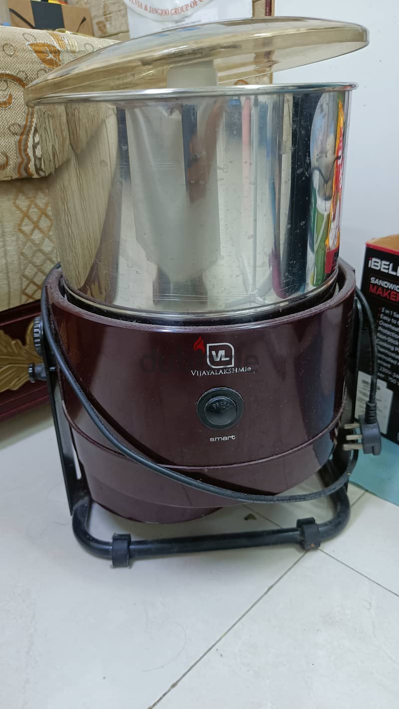 Vijay Laxmi grinder 1