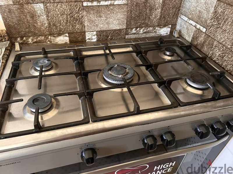 Italian Made Cooking Range in Excellent Condition 1