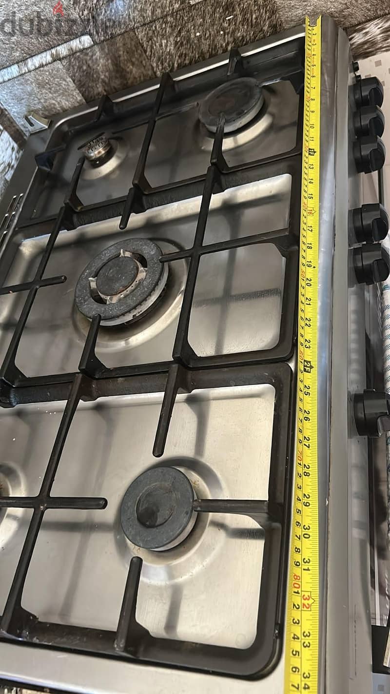 Italian Made Cooking Range in Excellent Condition 4