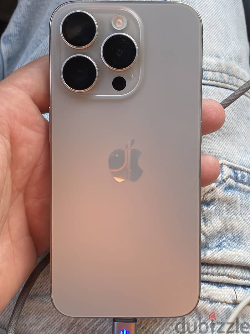 Apple - iPhone 15 Pro 7