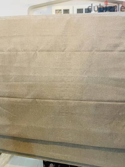 Curtain for sale (velvet with a posh look)